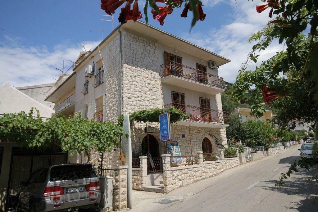 Apartment Kate Podgora Exterior photo